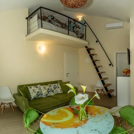 La Mirage Apartment Pirovac