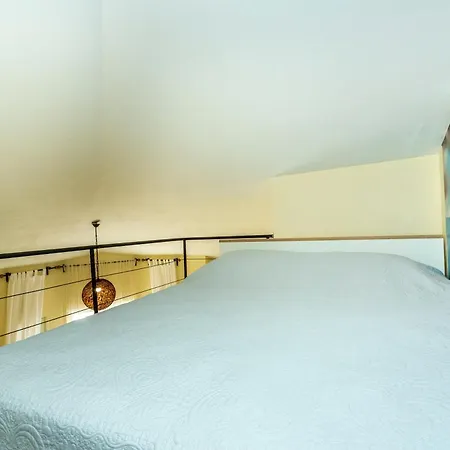 La Mirage Apartment *