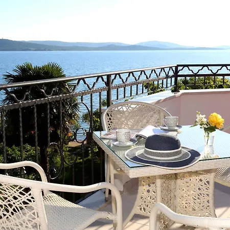 La Mirage Διαμέρισμα *