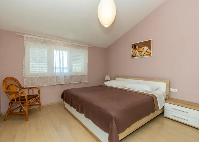 La Mirage Apartamento Pirovac